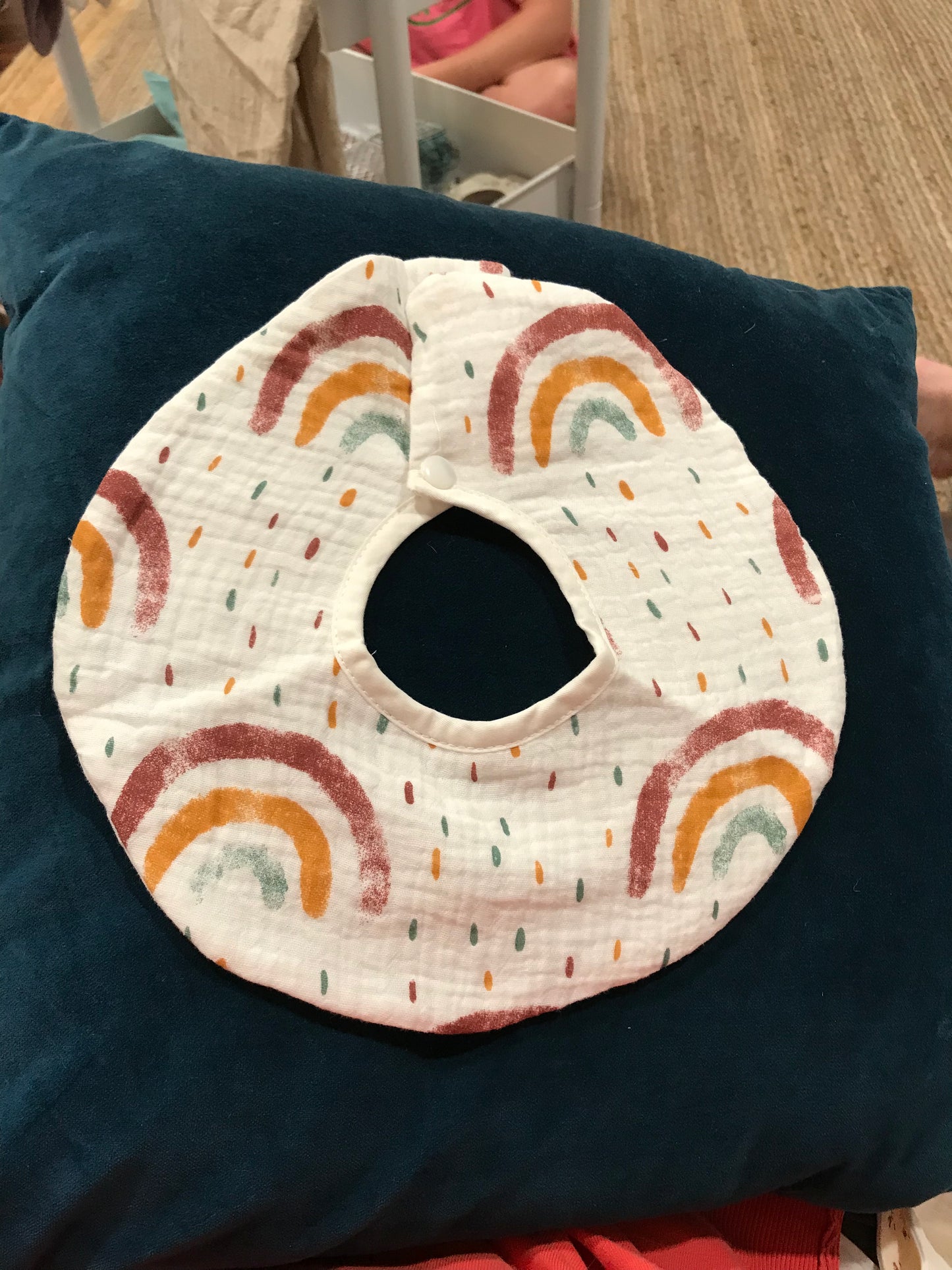 Circle Muslin Baby Bib