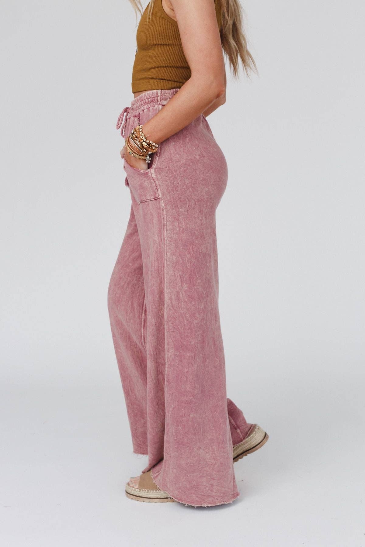 Relaxing Robin Wide Leg Pant - New Mauve: L