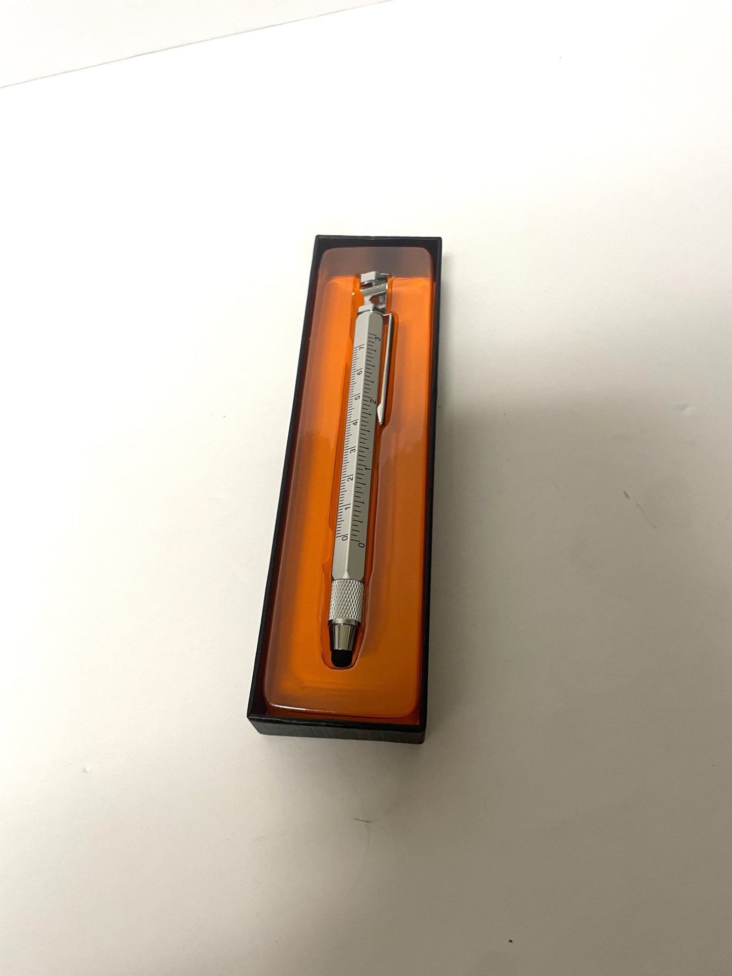 Mad Man 5-in-1 Ruler Tech Pen