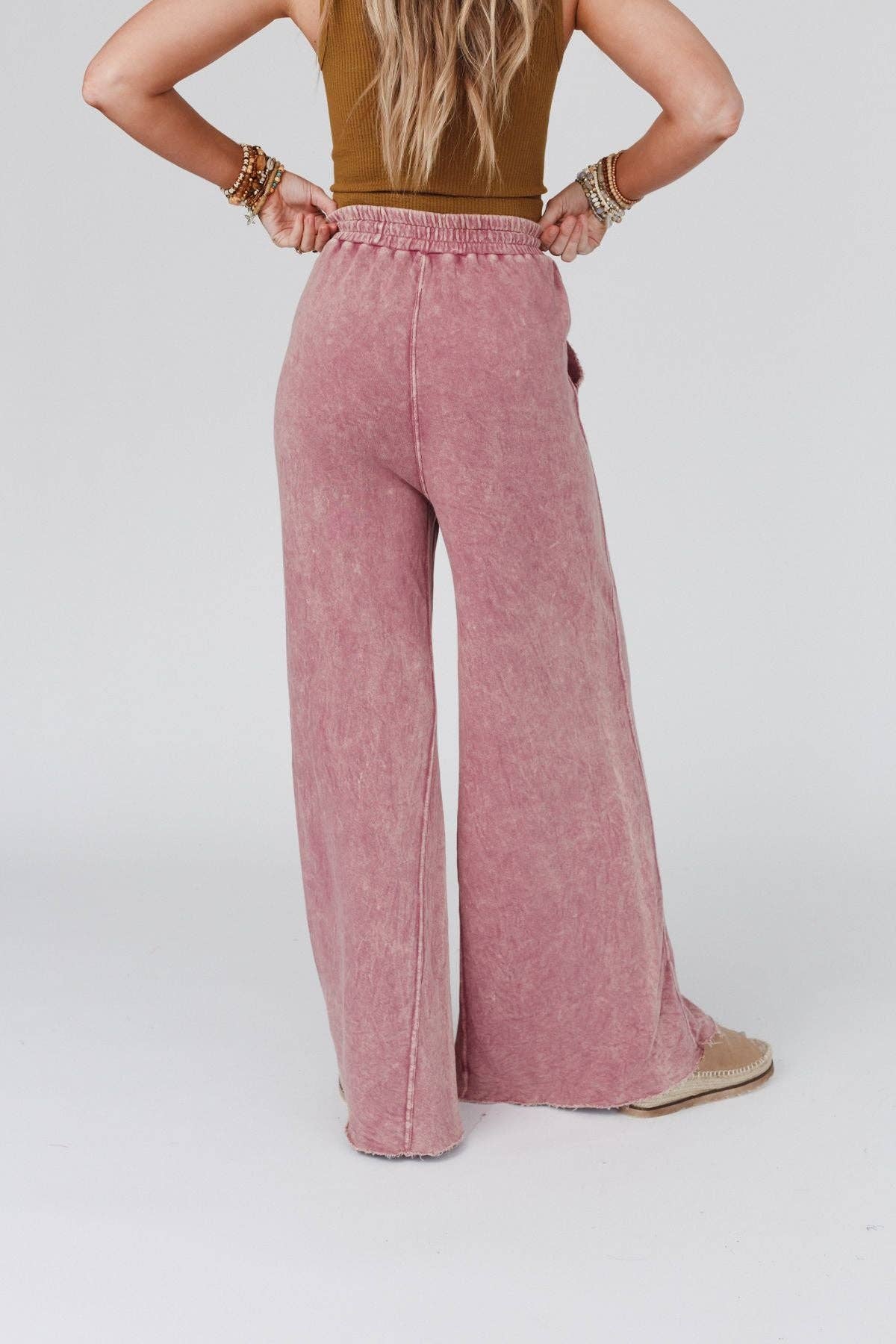 Relaxing Robin Wide Leg Pant - New Mauve: L